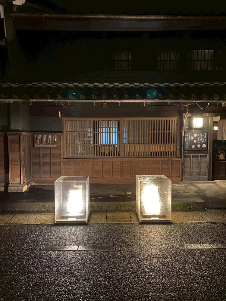 美濃和紙あかりアート展と陰翳礼讃