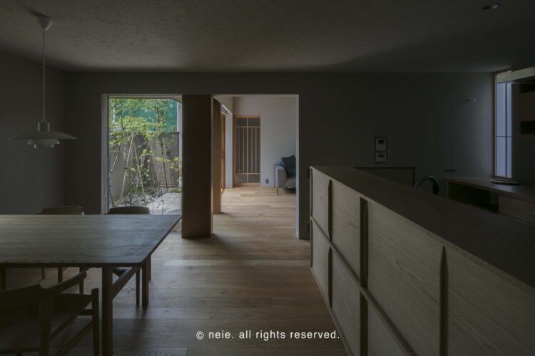 日々のうつろいを映す住まい